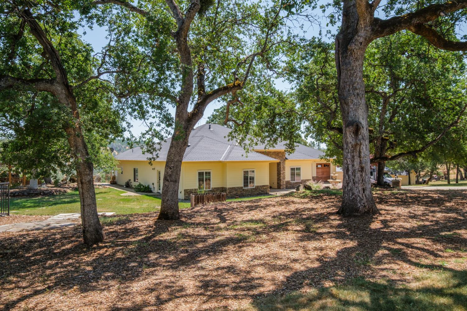 Detail Gallery Image 7 of 58 For 9929 Key Ct, Browns Valley,  CA 95918 - 3 Beds | 2 Baths