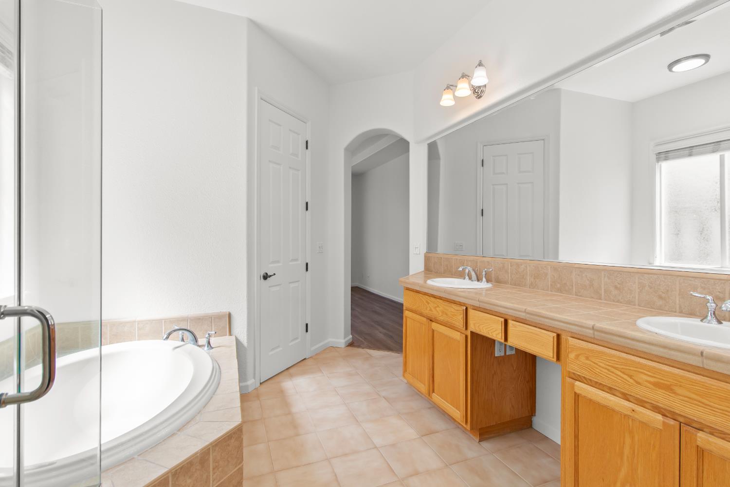 Detail Gallery Image 4 of 45 For 3110 Castle Rock Loop, Discovery Bay,  CA 94505 - 3 Beds | 3 Baths