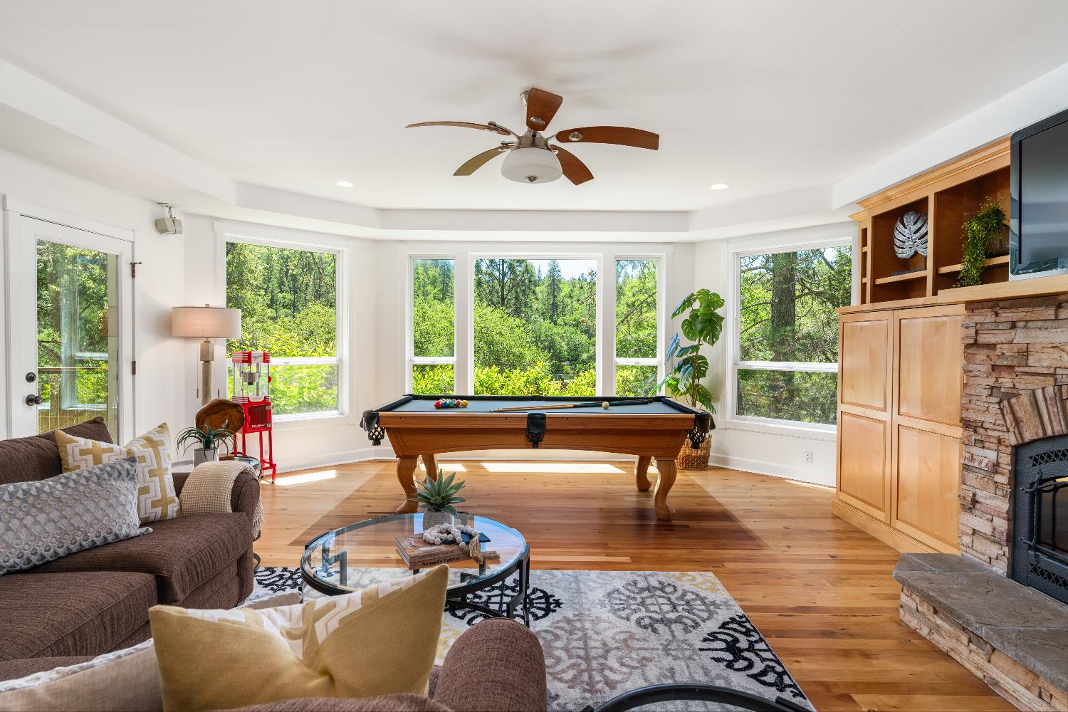 Detail Gallery Image 21 of 47 For 13987 Camino De Lego, Auburn,  CA 95602 - 5 Beds | 4/1 Baths