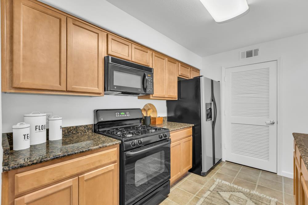 Detail Gallery Image 13 of 32 For 1259 Milano Dr #2,  West Sacramento,  CA 95691 - 1 Beds | 1 Baths