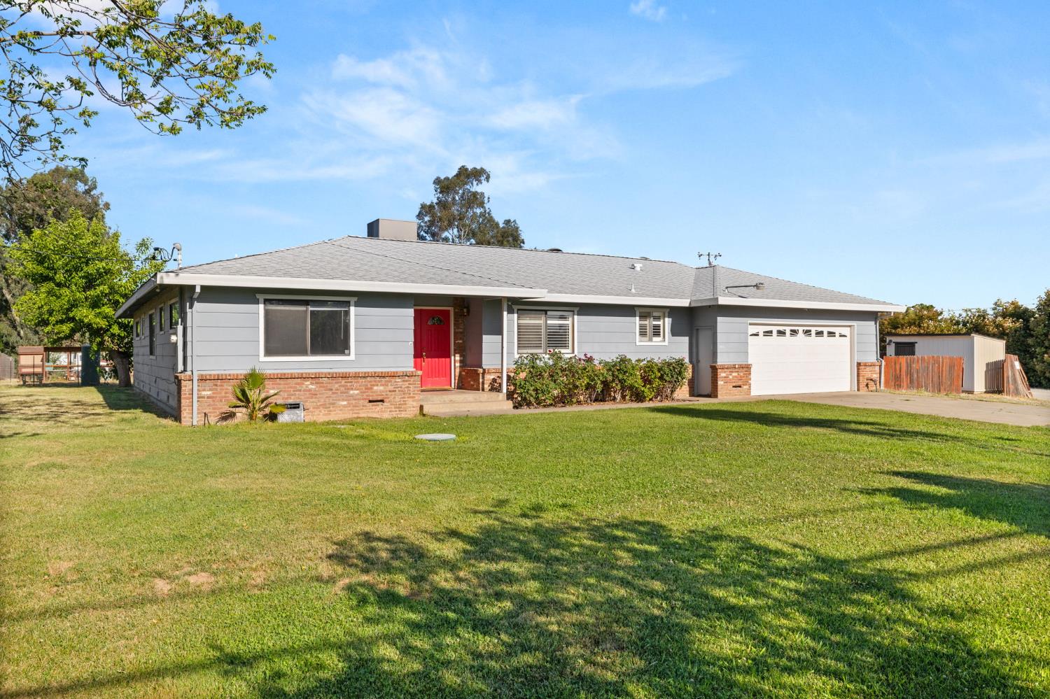Detail Gallery Image 4 of 64 For 8643 El Verano Ave, Elverta,  CA 95626 - 3 Beds | 2 Baths