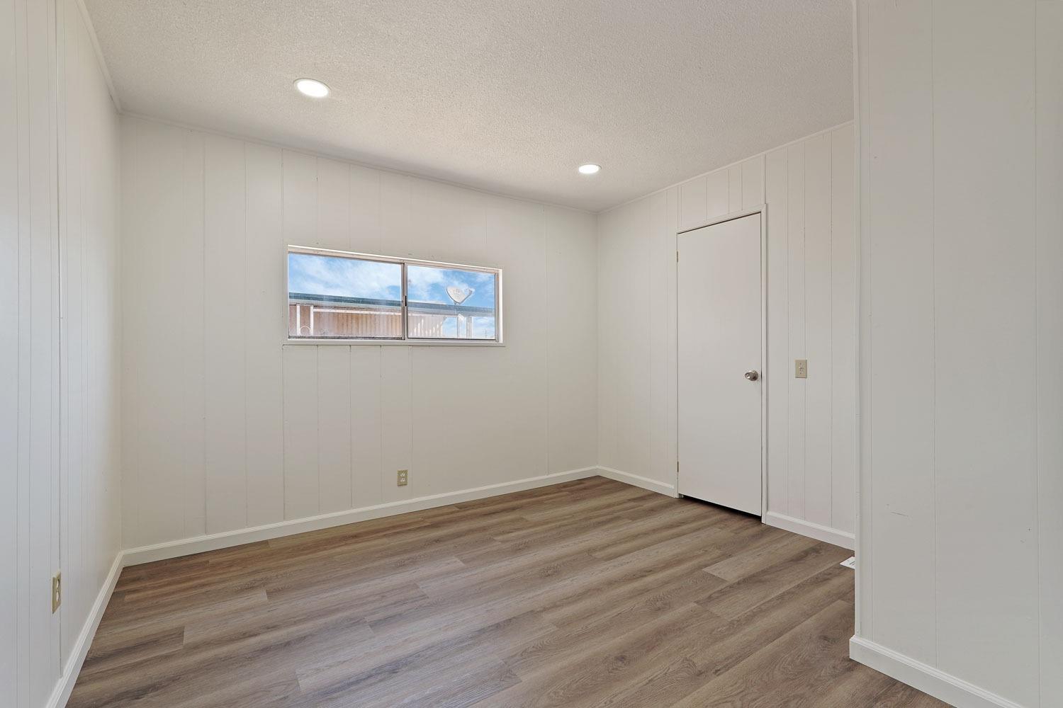 Detail Gallery Image 7 of 18 For 18450 N Highway 88 93, Lockeford,  CA 95237 - 3 Beds | 2 Baths