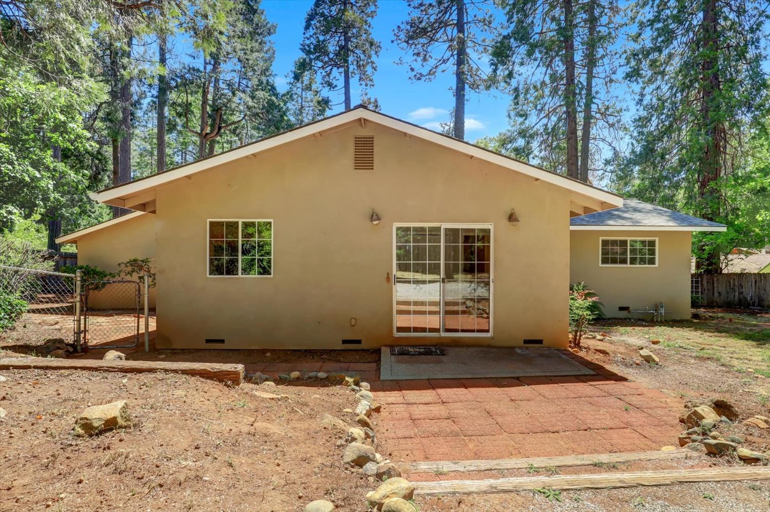 Detail Gallery Image 60 of 69 For 12742 Butterfly Dr, Nevada City,  CA 95959 - 2 Beds | 2 Baths