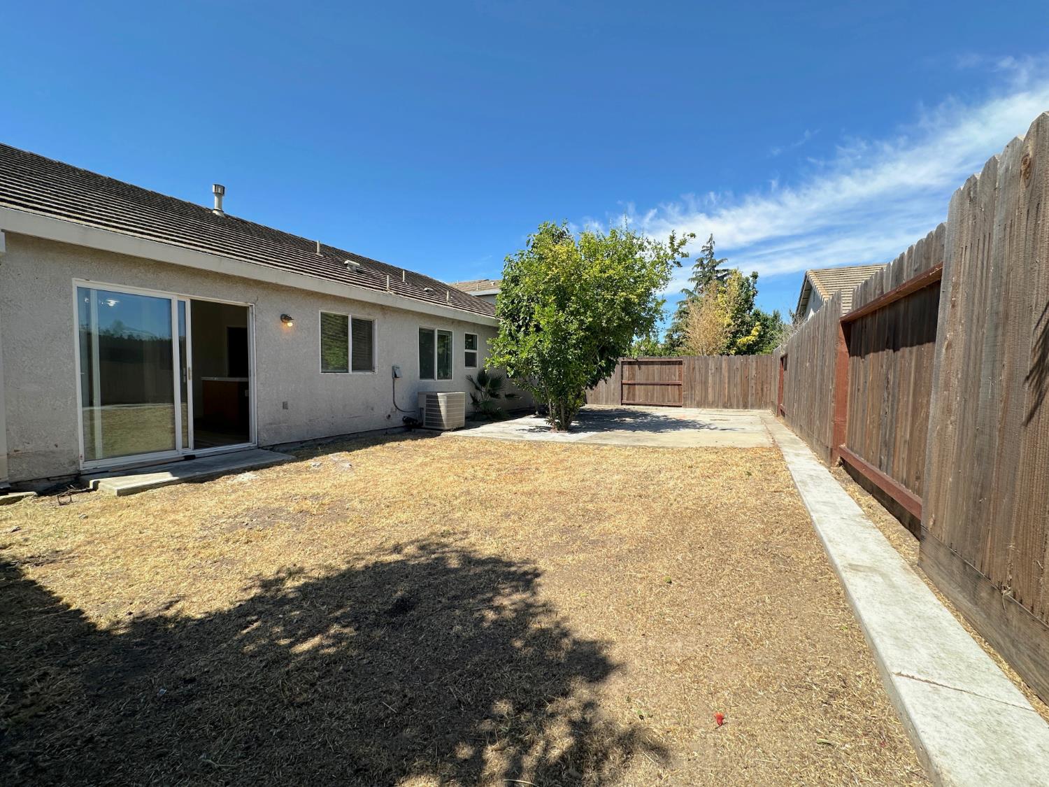 Detail Gallery Image 23 of 23 For 1696 Venice Cir, Stockton,  CA 95206 - 3 Beds | 2 Baths