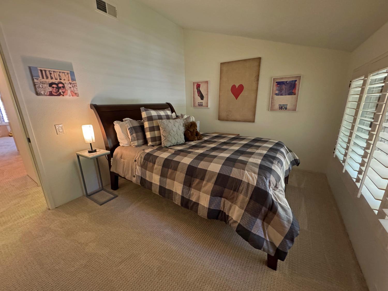 Detail Gallery Image 18 of 26 For 11488 Gold Country Blvd, Gold River,  CA 95670 - 3 Beds | 2/1 Baths