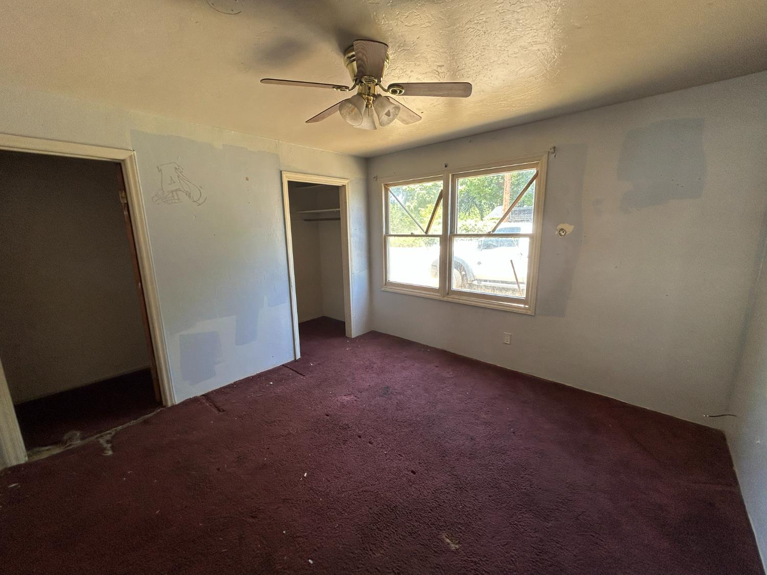 Detail Gallery Image 7 of 14 For 2415 Florida Ln, Durham,  CA 95938 - 4 Beds | 1 Baths