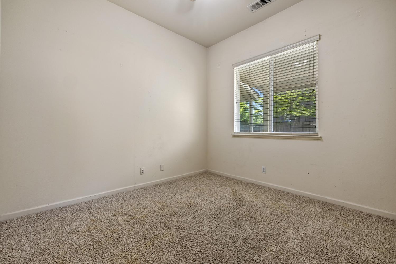 Detail Gallery Image 27 of 40 For 2264 Autumn Moon Way, Turlock,  CA 95382 - 4 Beds | 3 Baths