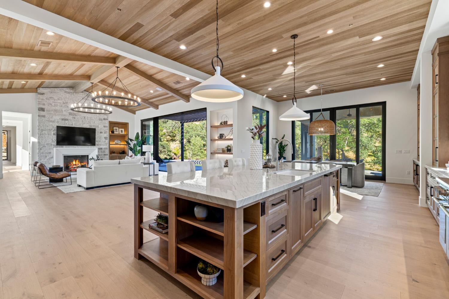 Detail Gallery Image 20 of 93 For 789 Del Coronado Ct, El Dorado Hills,  CA 95762 - 5 Beds | 5/1 Baths