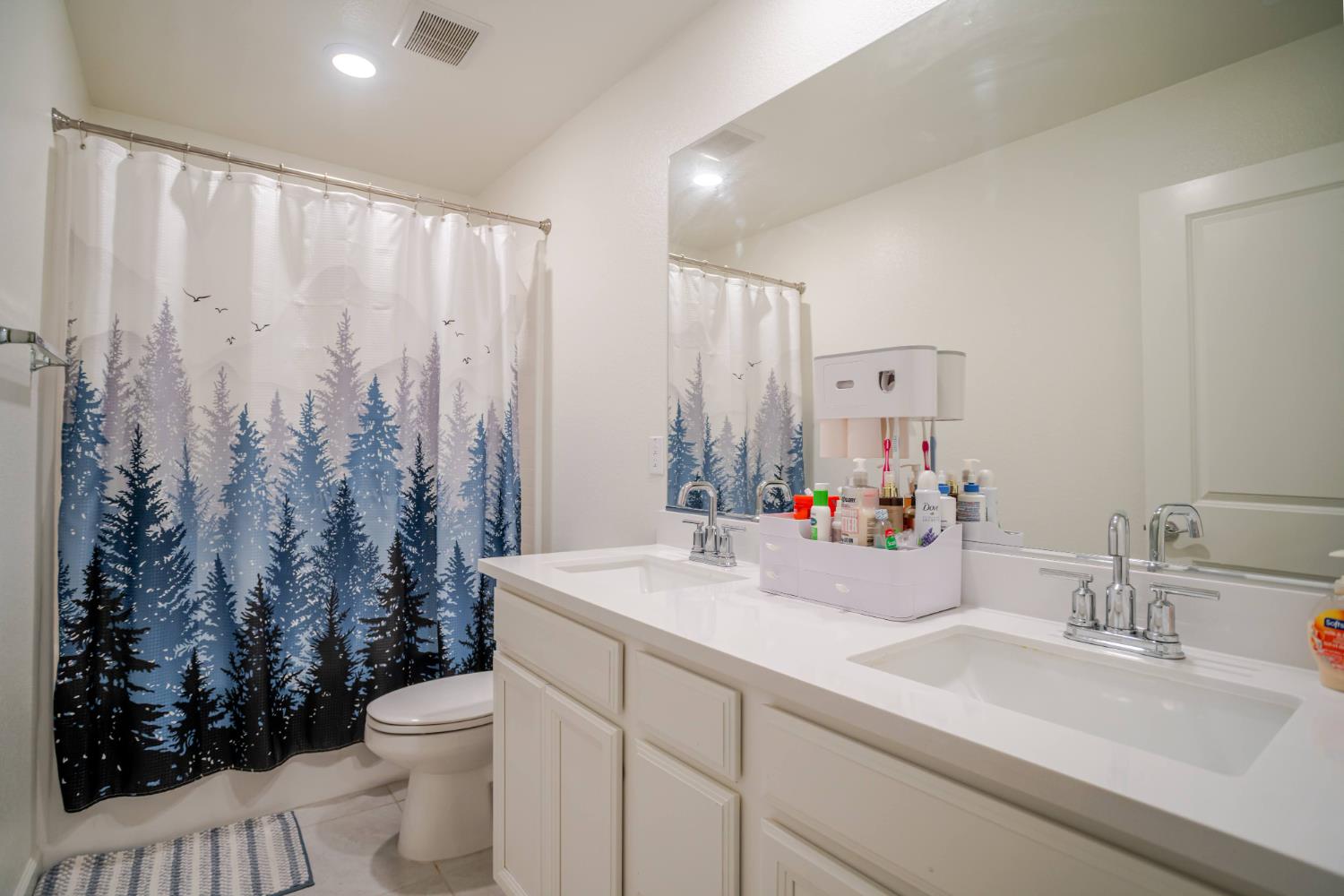 Detail Gallery Image 24 of 43 For 12808 Scholarly Way, Rancho Cordova,  CA 95742 - 5 Beds | 3/1 Baths