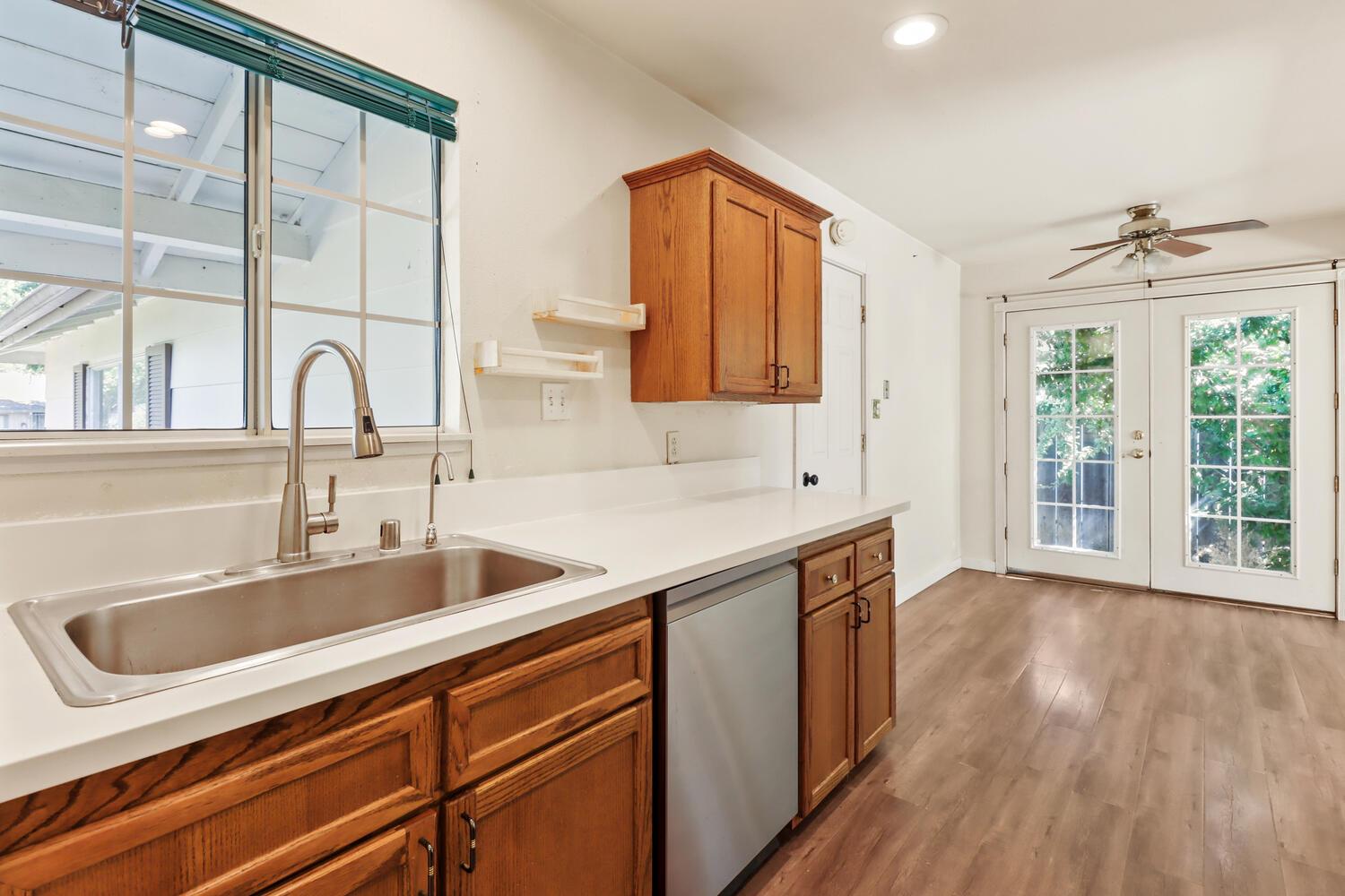 Archer Drive, Woodland, California image 16