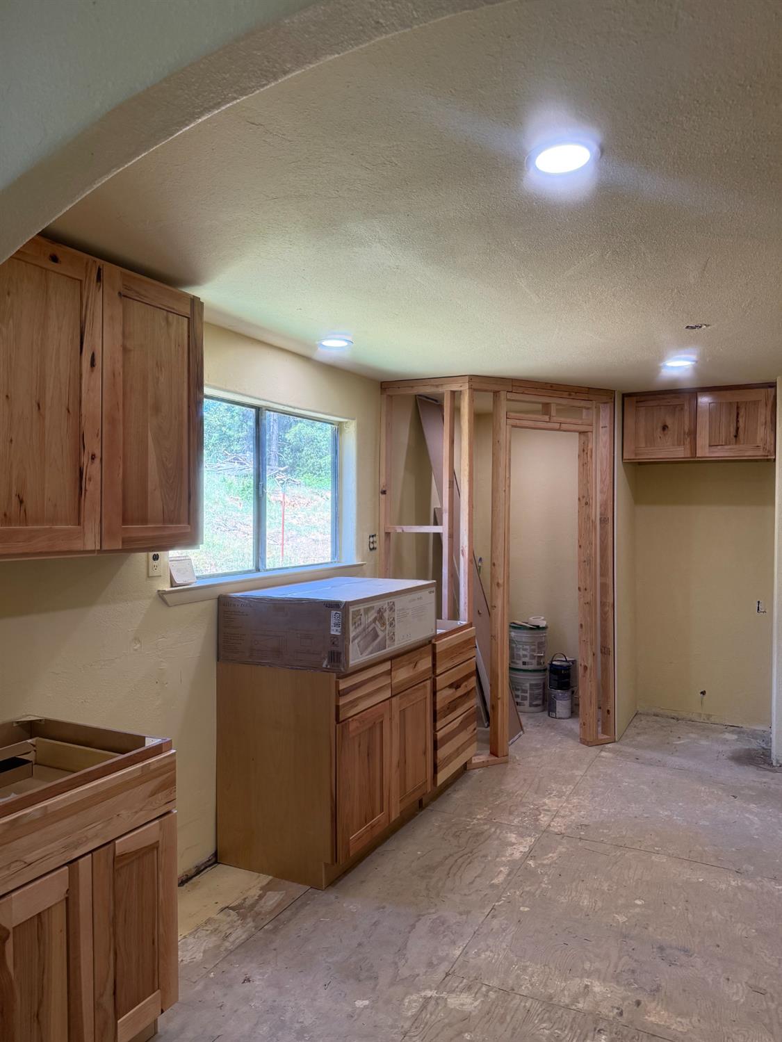 Detail Gallery Image 5 of 15 For 4080 Greenwood Road, Garden Valley,  CA 95633 - 4 Beds | 2 Baths