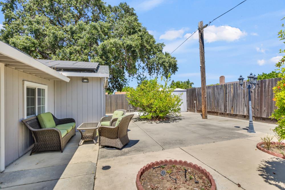 Detail Gallery Image 44 of 55 For 7661 Dyer Ct, Sacramento,  CA 95828 - 3 Beds | 2 Baths