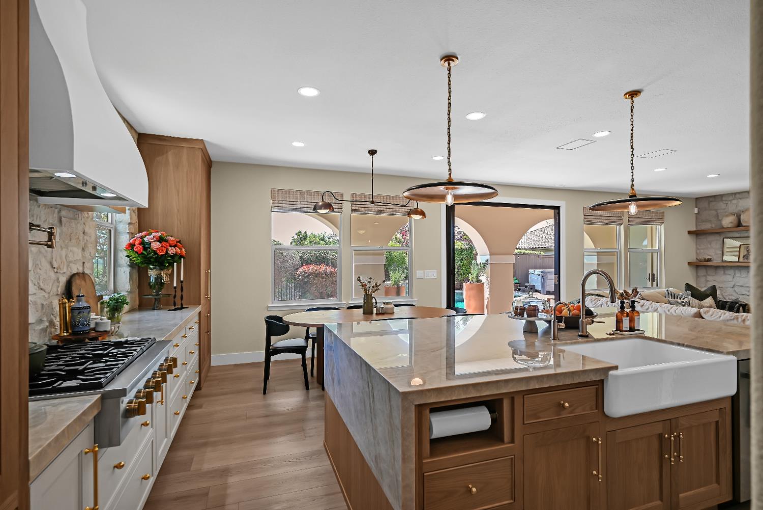 Detail Gallery Image 21 of 36 For 5020 Tesoro Way, El Dorado Hills,  CA 95762 - 5 Beds | 3/1 Baths