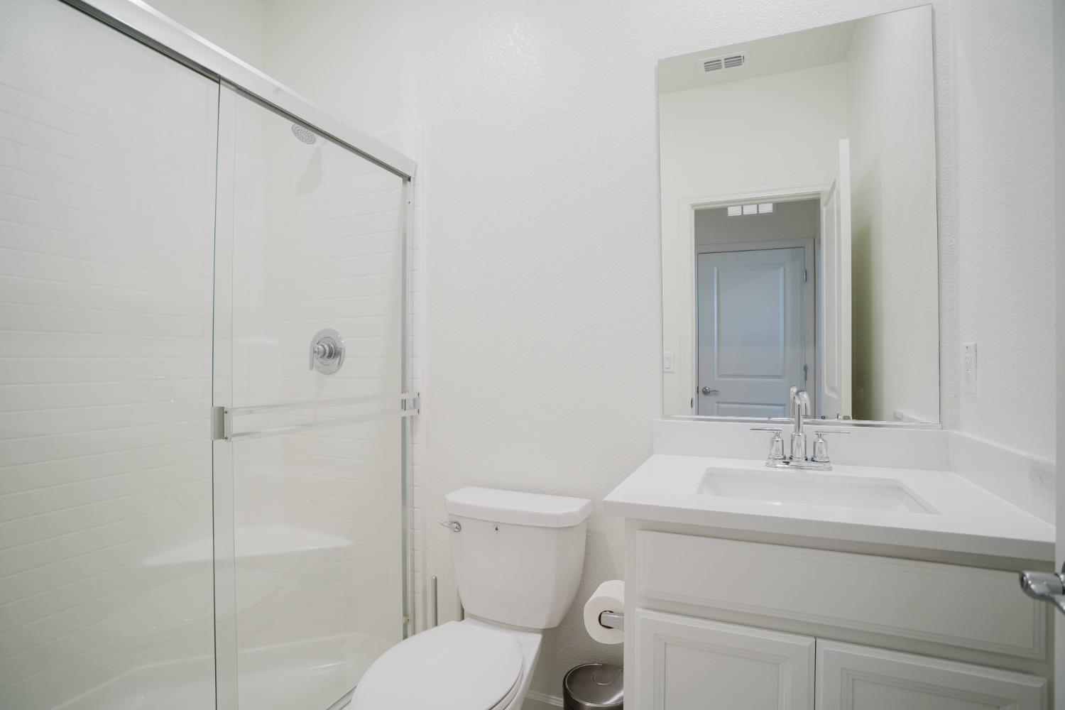 Detail Gallery Image 17 of 43 For 12808 Scholarly Way, Rancho Cordova,  CA 95742 - 5 Beds | 3/1 Baths