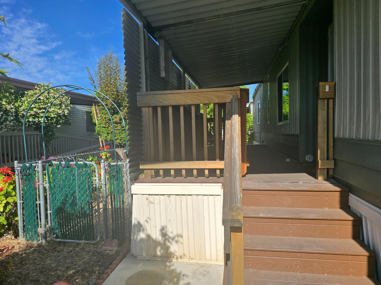 Detail Gallery Image 4 of 47 For 7425 Sylmar Ln 181, Sacramento,  CA 95842 - 3 Beds | 2 Baths