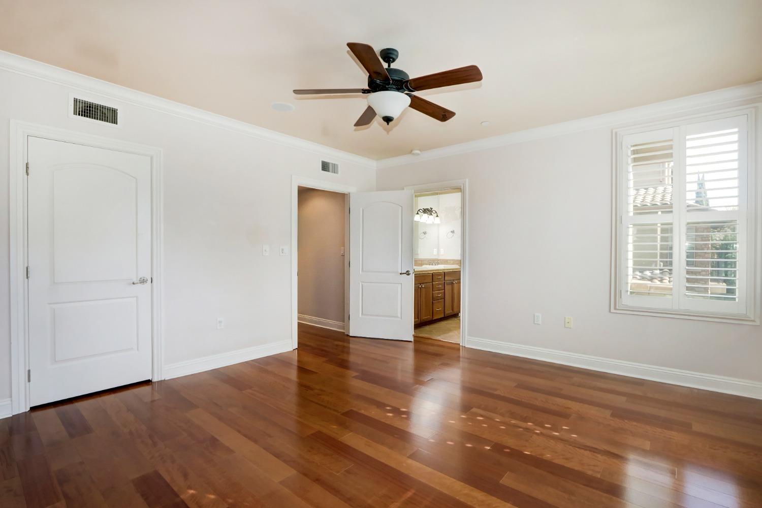 Detail Gallery Image 14 of 29 For 2430 Pavilions Place Ln #404,  Sacramento,  CA 95825 - 4 Beds | 3/1 Baths