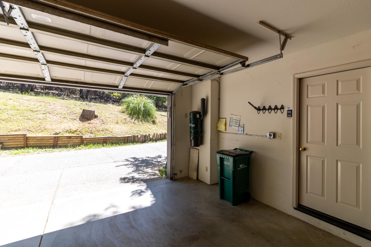 Detail Gallery Image 53 of 66 For 18069 Norlene Way, Grass Valley,  CA 95949 - 3 Beds | 3 Baths