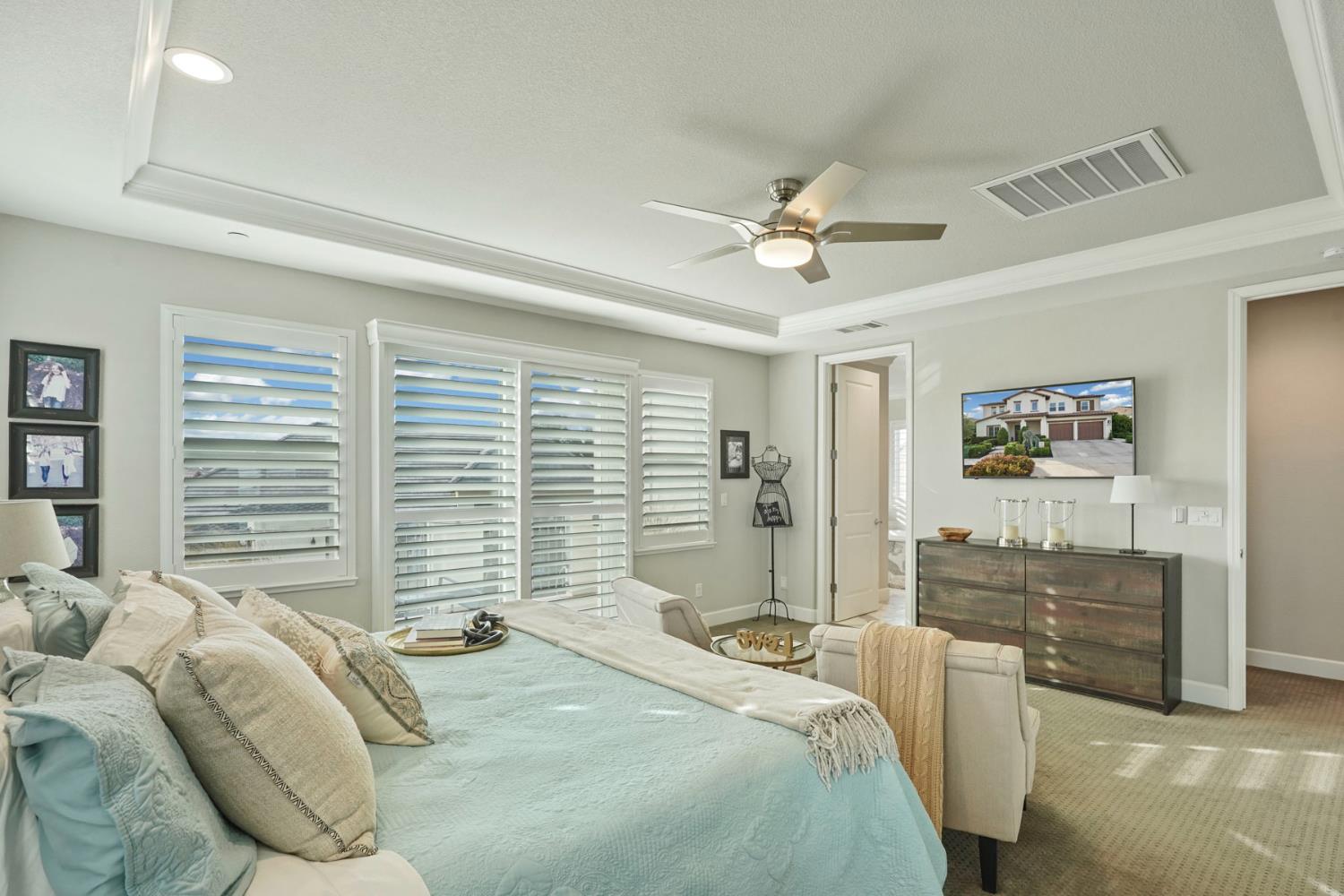 Detail Gallery Image 49 of 75 For 3021 Belmont Dr, Lodi,  CA 95242 - 5 Beds | 3/1 Baths