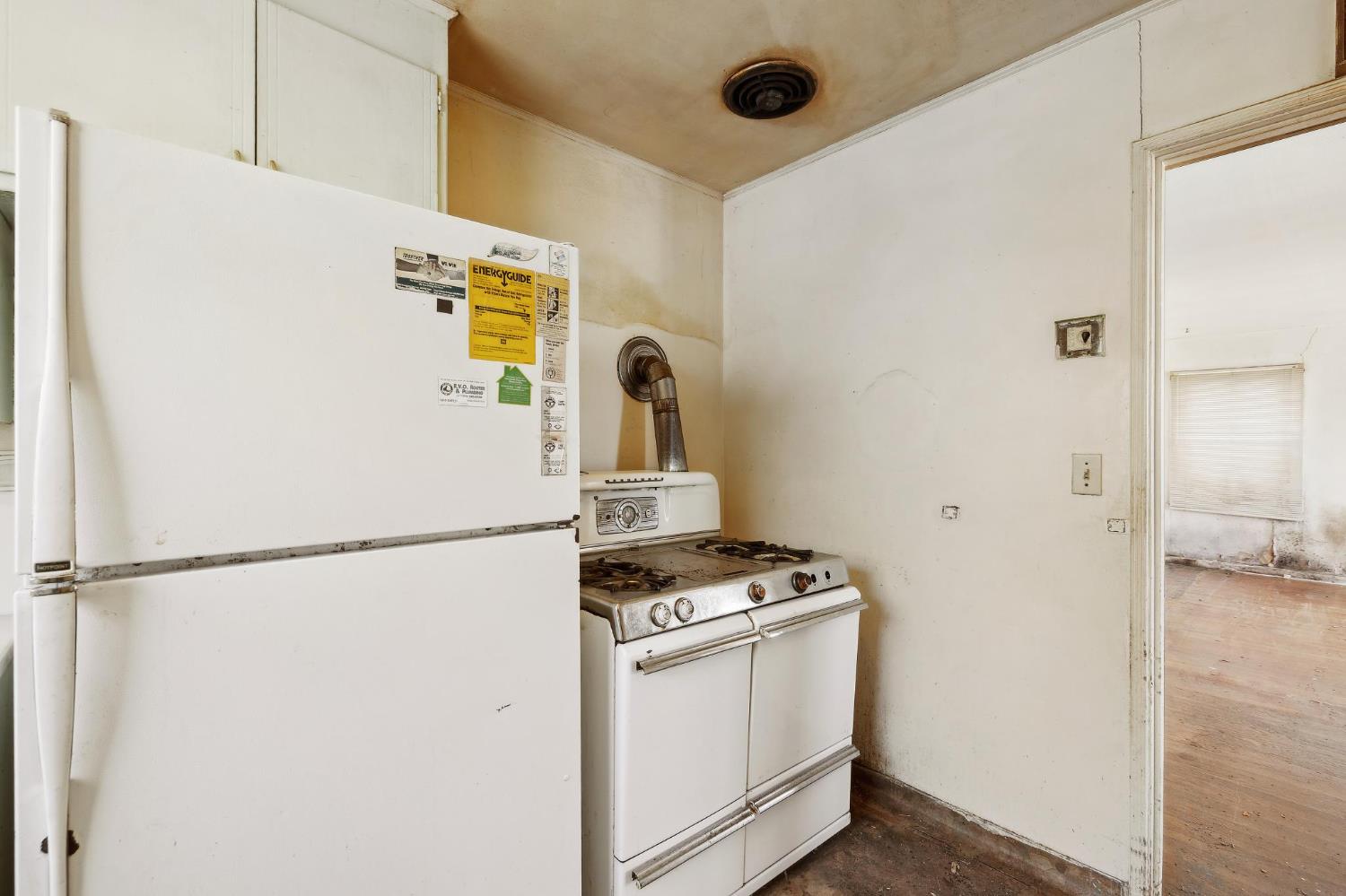 Detail Gallery Image 14 of 34 For 1346 Manor Dr, San Pablo,  CA 94806 - 2 Beds | 1 Baths