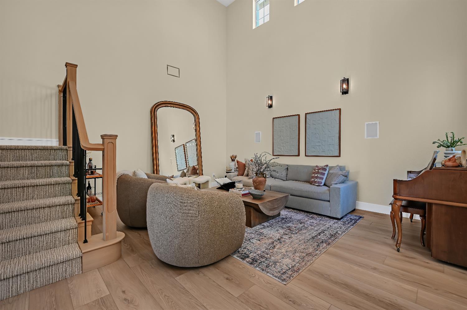 Detail Gallery Image 6 of 36 For 5020 Tesoro Way, El Dorado Hills,  CA 95762 - 5 Beds | 3/1 Baths
