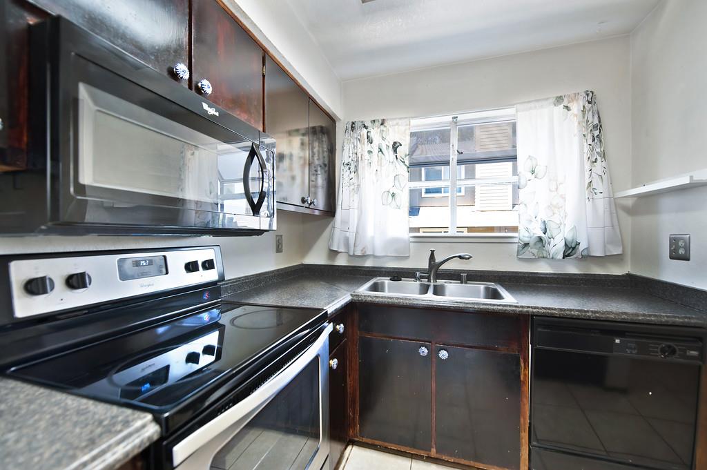 Detail Gallery Image 12 of 27 For 4321 Palm Ave #98,  Sacramento,  CA 95842 - 2 Beds | 1/1 Baths