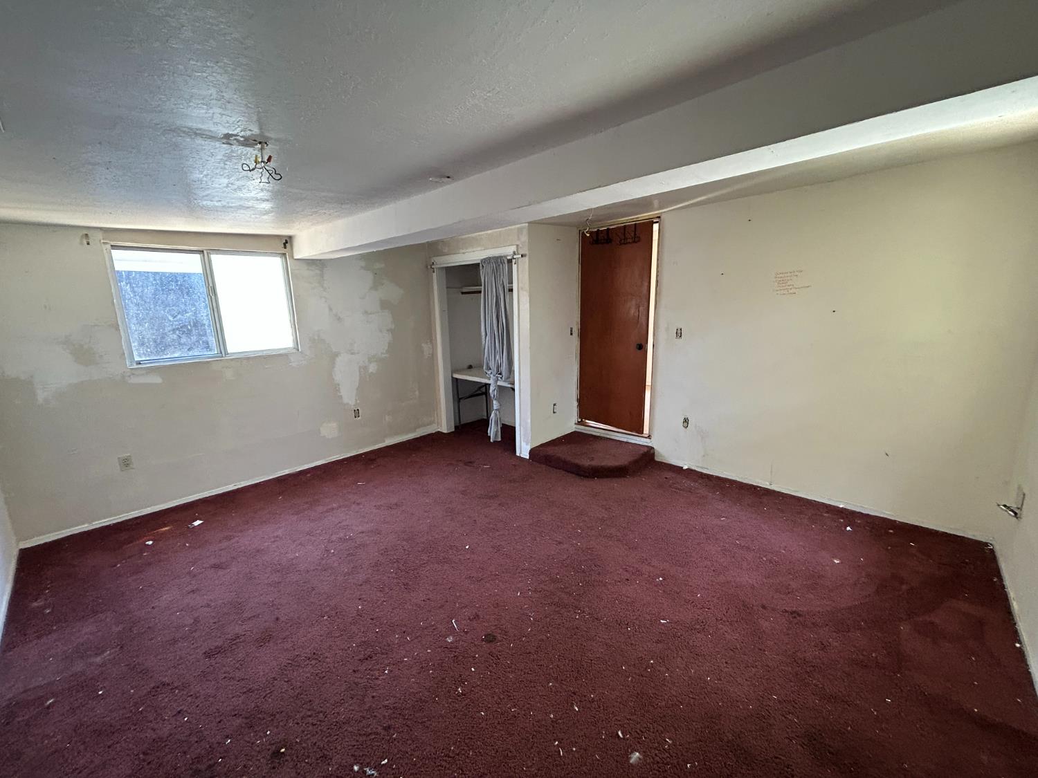 Detail Gallery Image 5 of 14 For 2415 Florida Ln, Durham,  CA 95938 - 4 Beds | 1 Baths