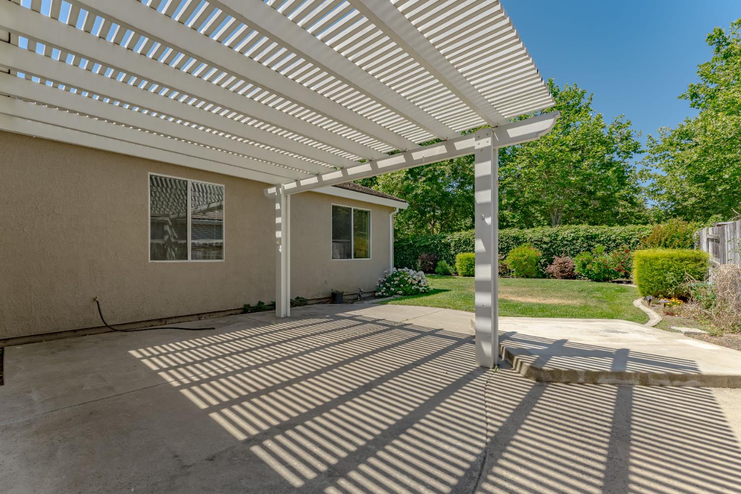 Bennoel Court, Elk Grove, California image 25
