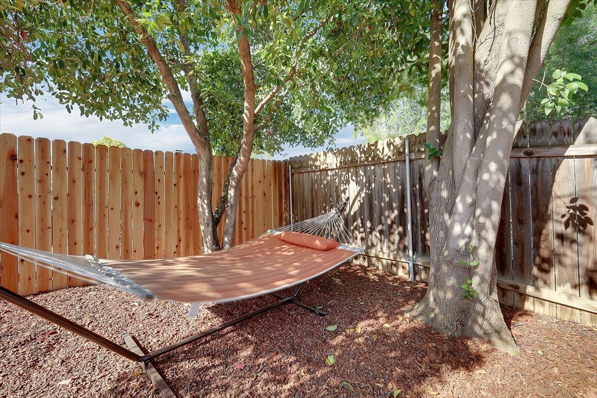 Detail Gallery Image 32 of 43 For 8977 Brydon Way, Sacramento,  CA 95826 - 4 Beds | 2 Baths