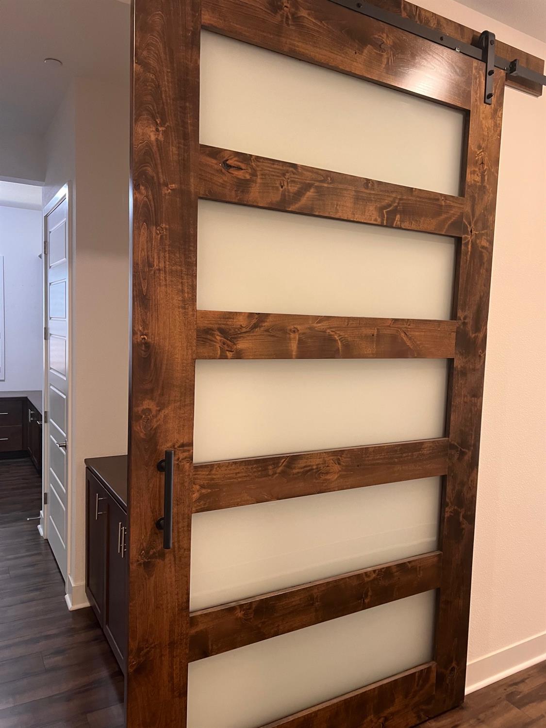 Detail Gallery Image 17 of 19 For 6281 Element Ln, Roseville,  CA 95747 - 3 Beds | 3/1 Baths