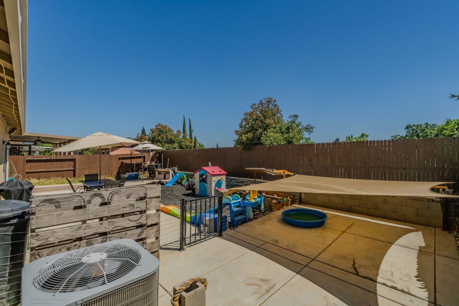 Laurel Court, Ione, California image 24