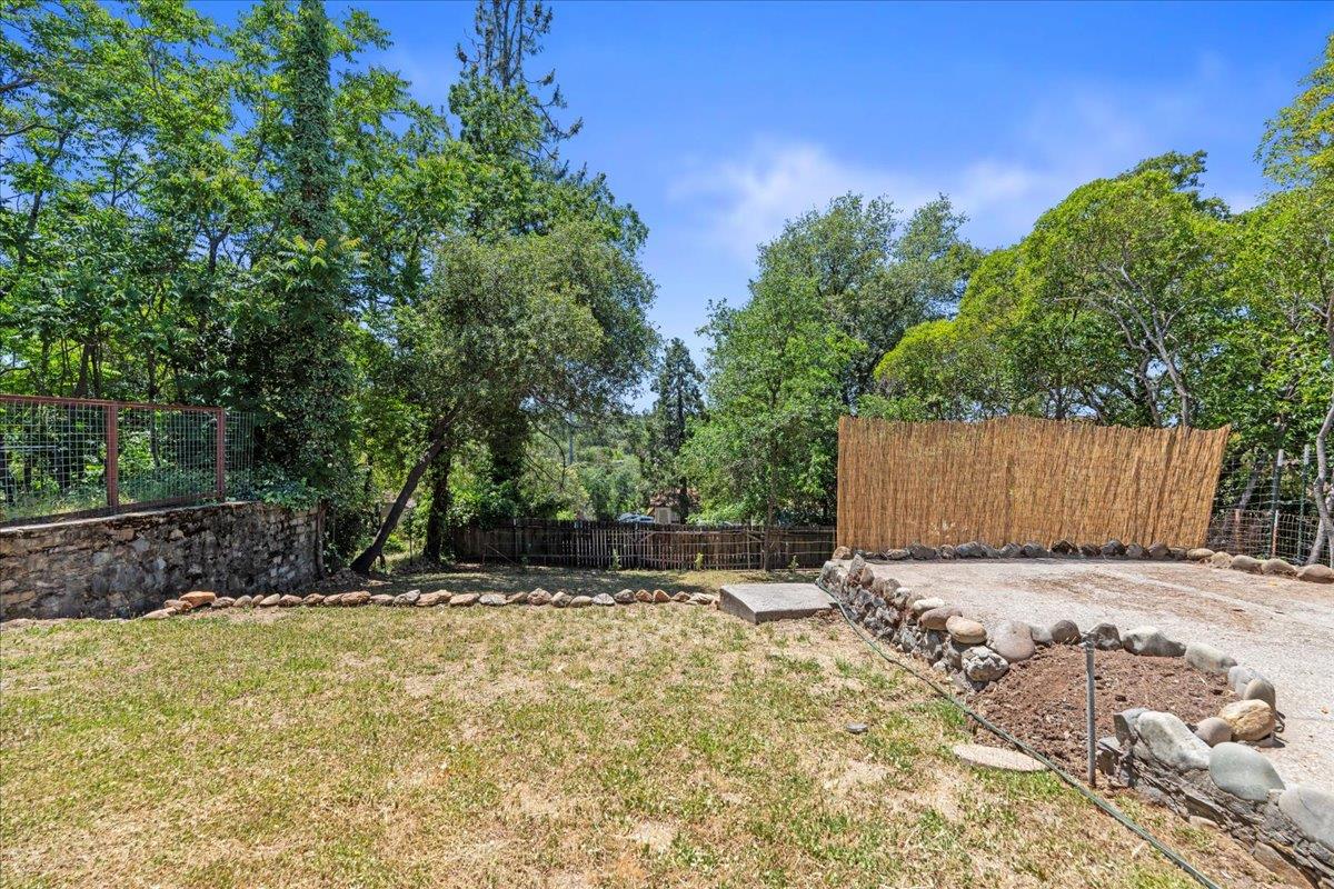 Detail Gallery Image 28 of 31 For 112 College Way, Auburn,  CA 95603 - 2 Beds | 1 Baths