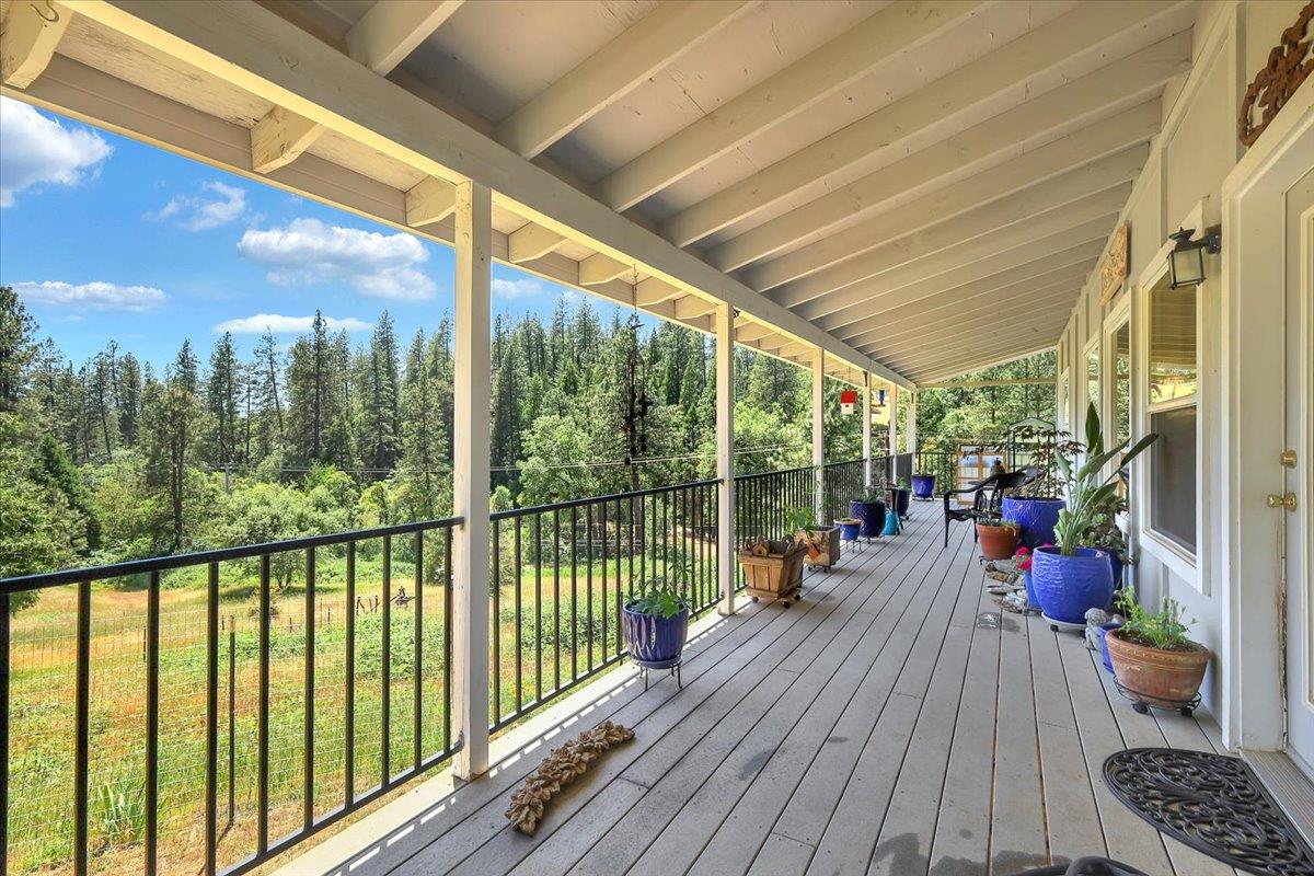 Rogue House Place, Grass Valley, California image 6