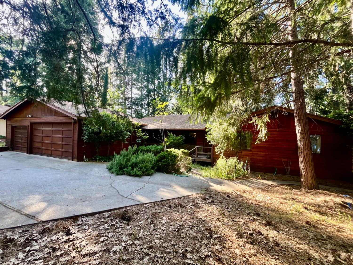 Detail Gallery Image 2 of 21 For 11777 Hanley Dr, Grass Valley,  CA 95949 - 3 Beds | 2/1 Baths