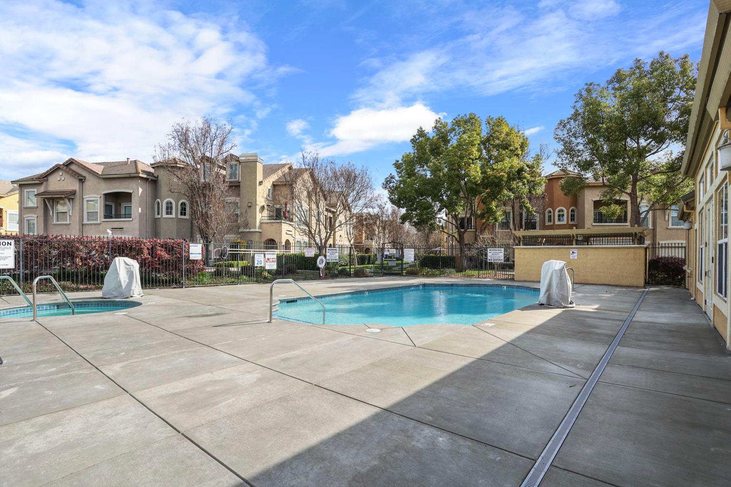 Detail Gallery Image 42 of 42 For 2487 Torino, West Sacramento,  CA 95619 - 2 Beds | 2 Baths
