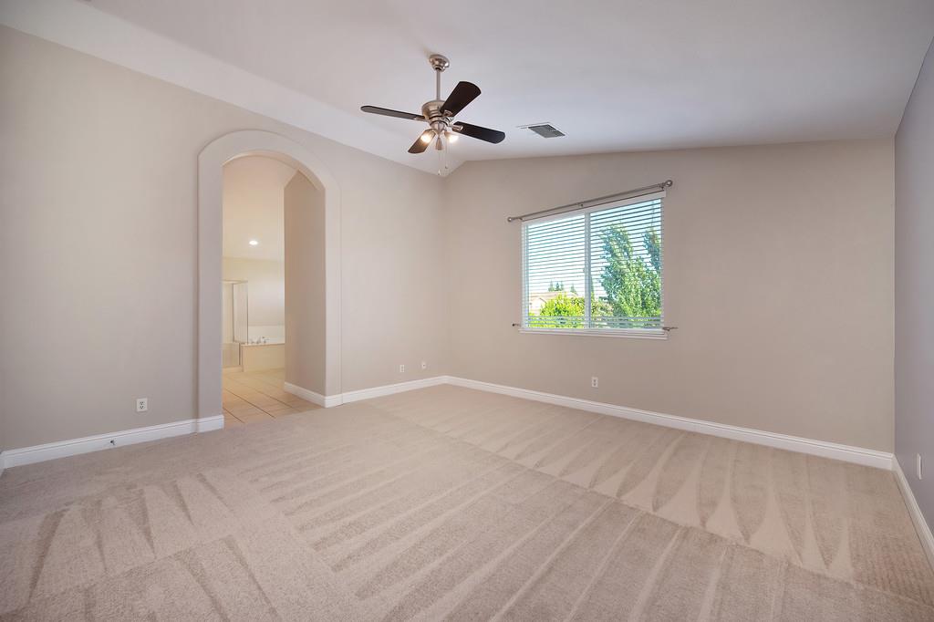 Detail Gallery Image 33 of 52 For 11886 Fire Agate Way, Rancho Cordova,  CA 95742 - 4 Beds | 3 Baths