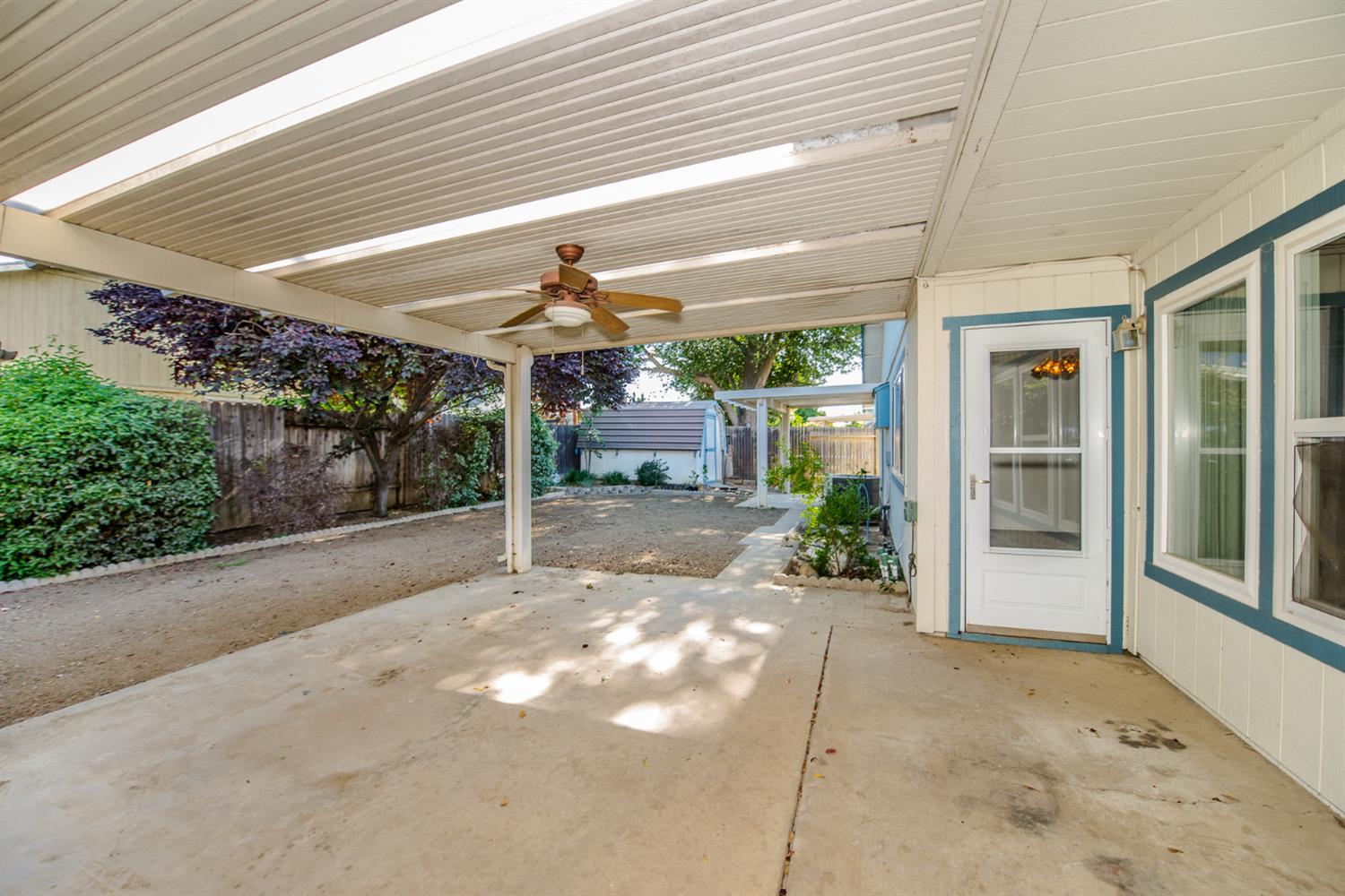 Detail Gallery Image 14 of 16 For 1455 Willow Springs Dr, Woodland,  CA 95776 - 3 Beds | 2 Baths