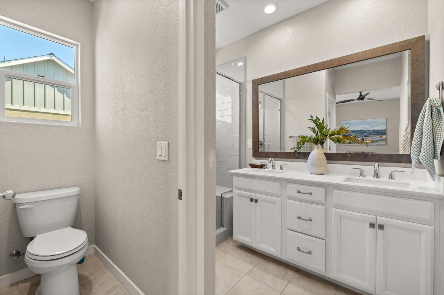 Detail Gallery Image 45 of 78 For 3565 Forney Way, Sacramento,  CA 95816 - 4 Beds | 2/1 Baths