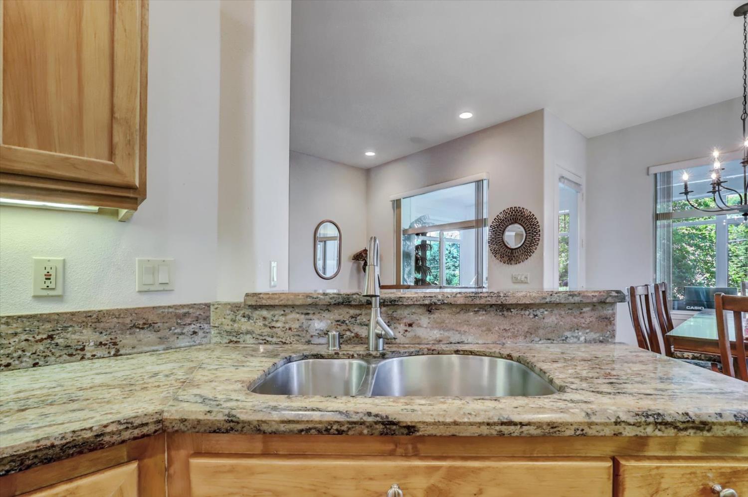 Detail Gallery Image 16 of 98 For 23158 Lone Pine Dr, Auburn,  CA 95602 - 4 Beds | 4 Baths