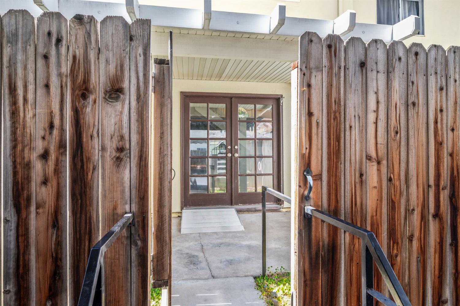 Photo #32: 225065522 Listing: Photo #32