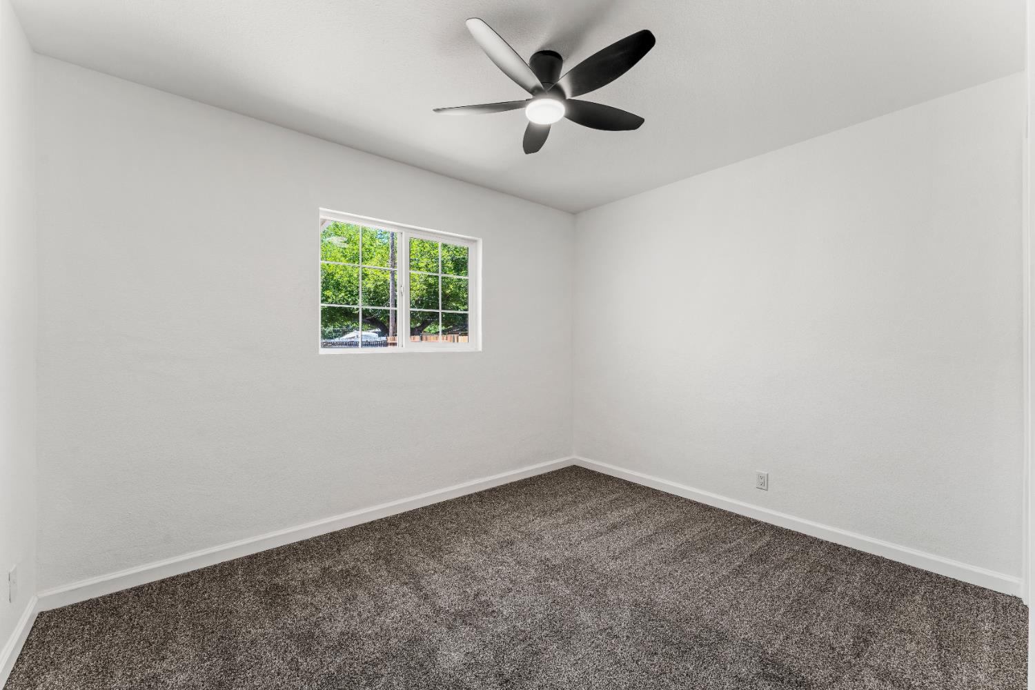 Detail Gallery Image 16 of 27 For 10338 N St, Live Oak,  CA 95953 - 3 Beds | 2 Baths