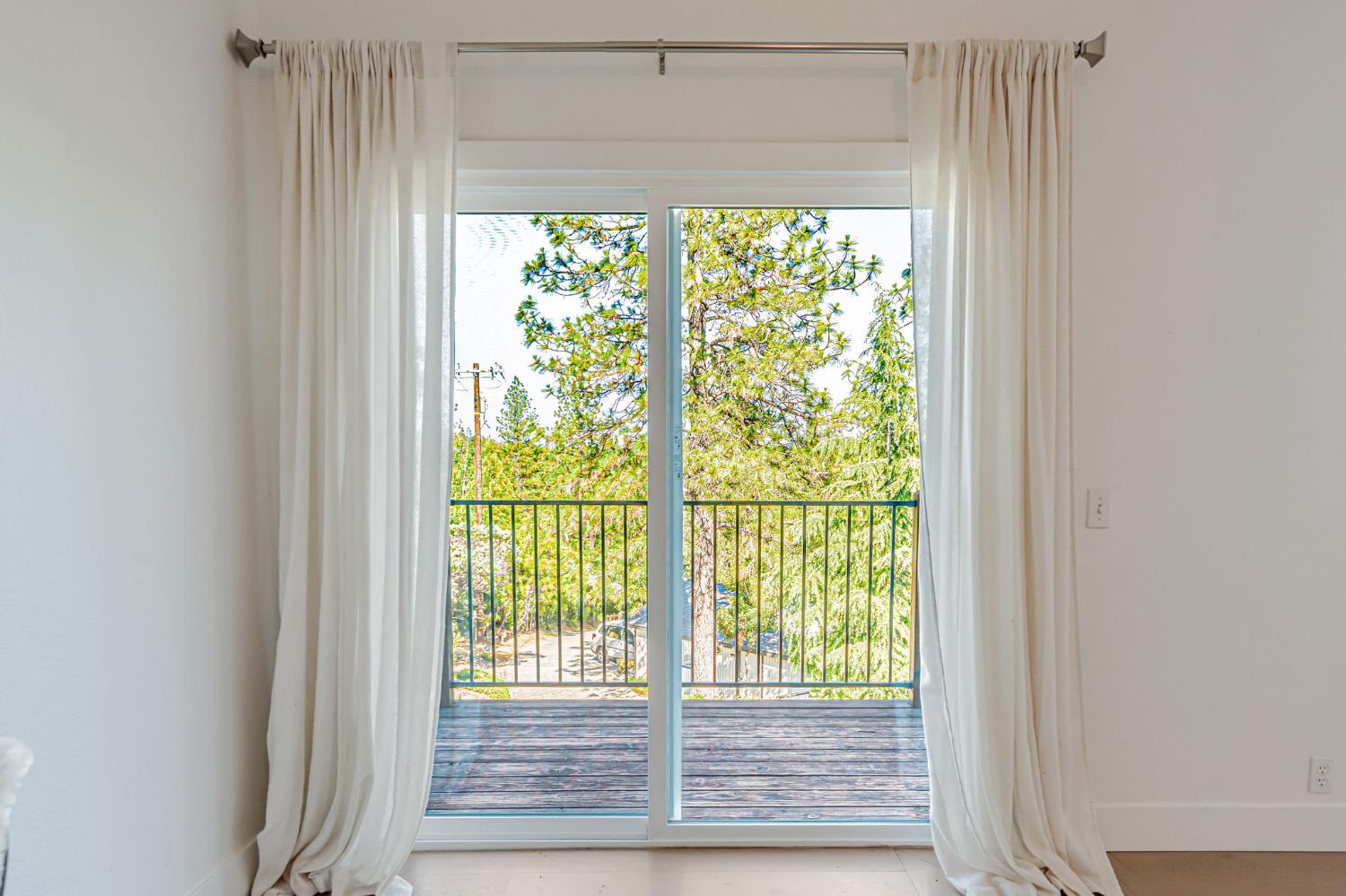 Detail Gallery Image 45 of 85 For 305 Nob Hill Dr, Applegate,  CA 95703 - 4 Beds | 2/1 Baths