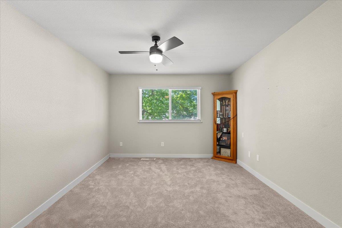Detail Gallery Image 19 of 24 For 6342 Slippery Creek Ln, Citrus Heights,  CA 95621 - 3 Beds | 2/1 Baths