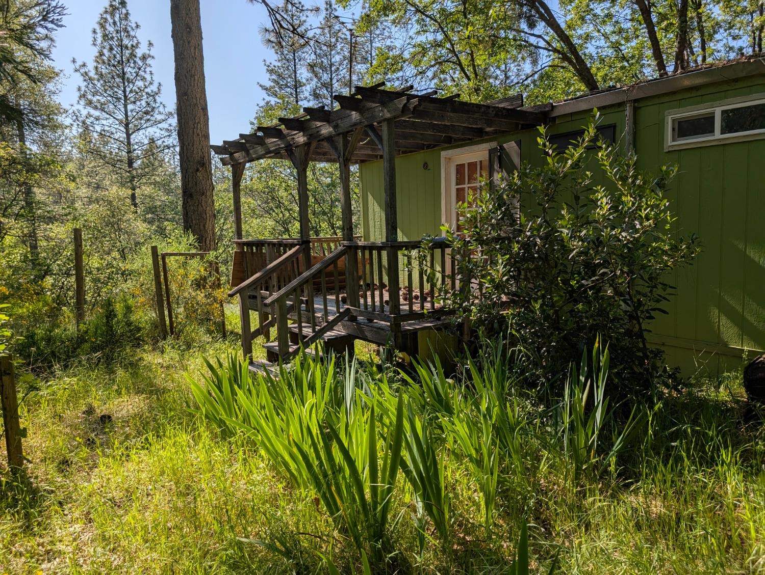 Detail Gallery Image 4 of 46 For 12898 Rices Crossing Rd, Oregon House,  CA 95962 - 4 Beds | 3 Baths