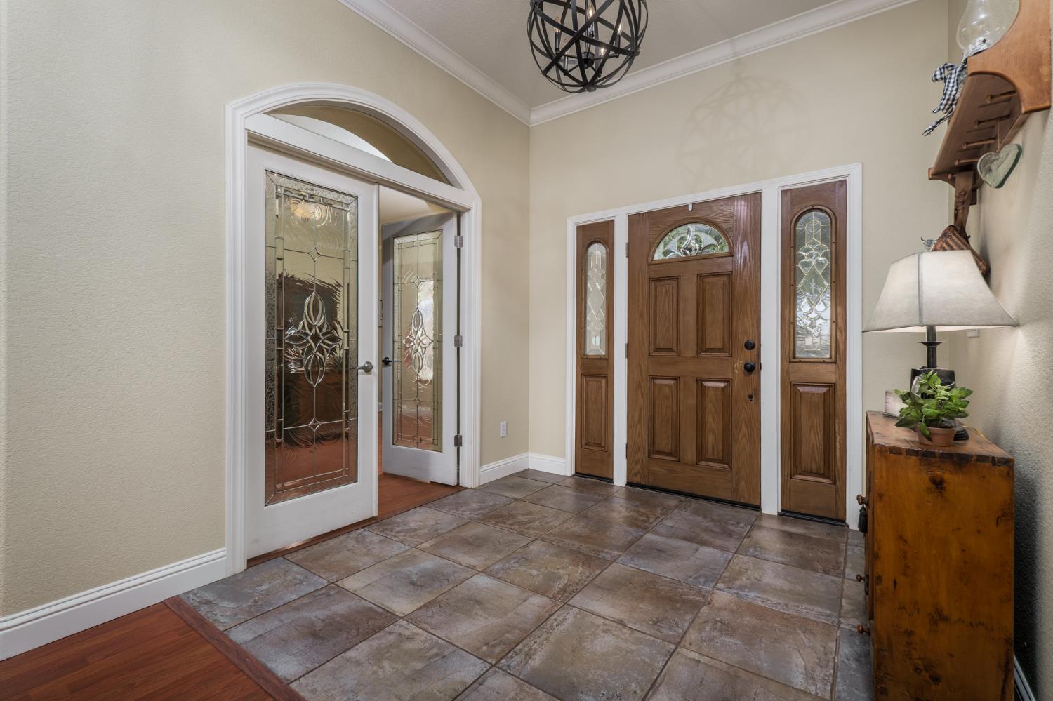 Detail Gallery Image 9 of 58 For 9929 Key Ct, Browns Valley,  CA 95918 - 3 Beds | 2 Baths