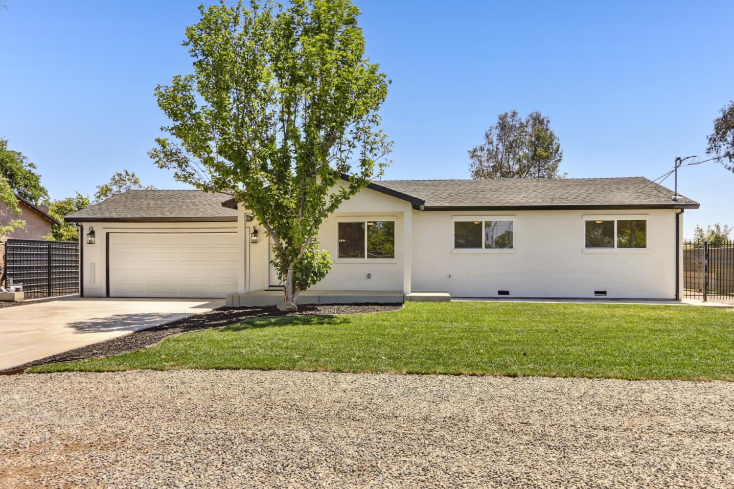 Detail Gallery Image 1 of 37 For 510 U St, Rio Linda,  CA 95673 - 3 Beds | 2 Baths