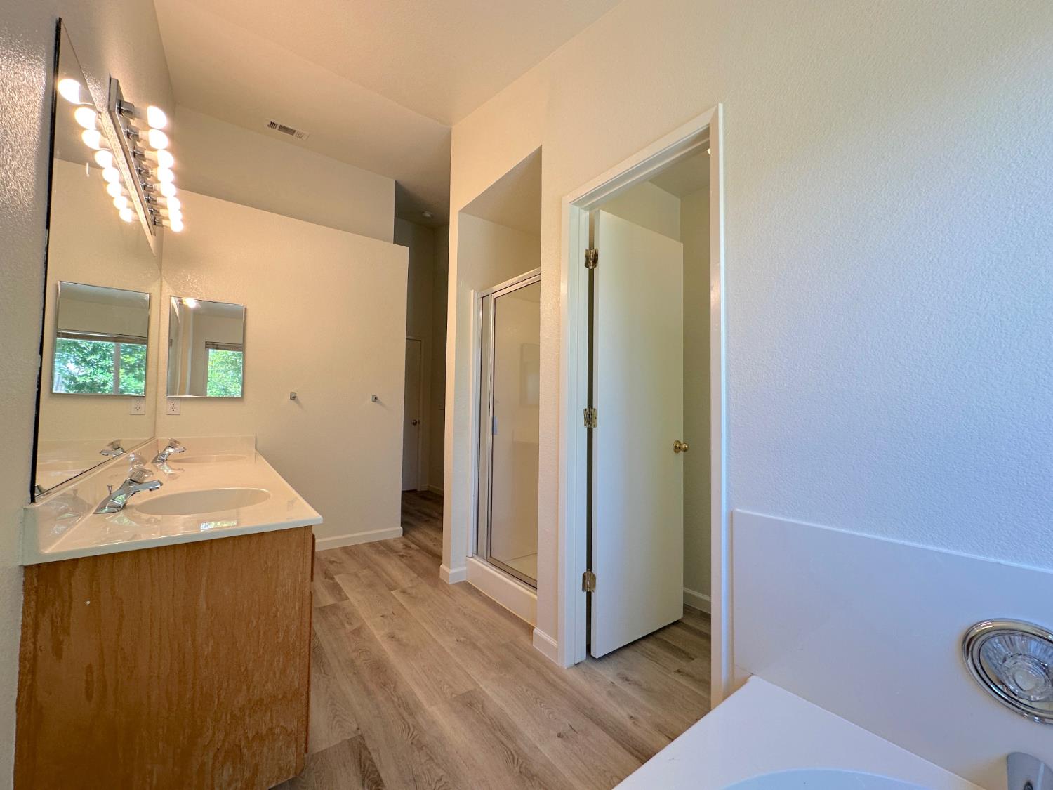 Detail Gallery Image 15 of 23 For 1696 Venice Cir, Stockton,  CA 95206 - 3 Beds | 2 Baths