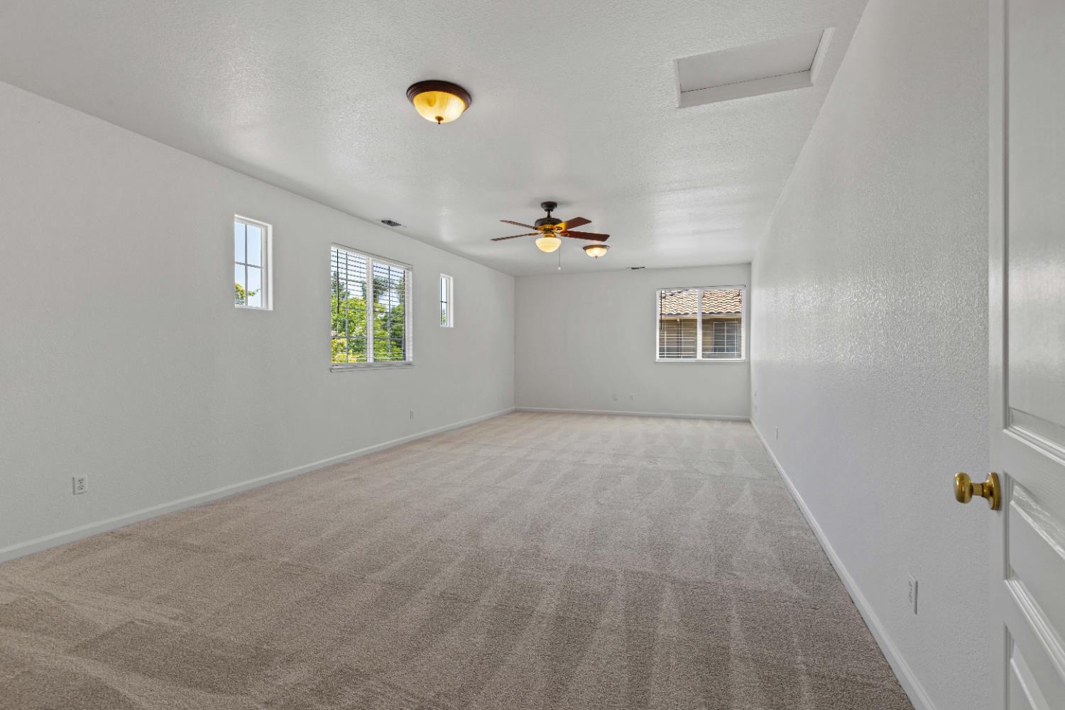 Detail Gallery Image 30 of 70 For 2520 Mira Vista Ct, Modesto,  CA 95356 - 5 Beds | 3 Baths