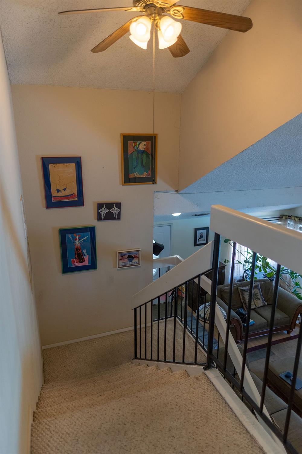Detail Gallery Image 26 of 36 For 6109 Tremain Dr, Citrus Heights,  CA 95621 - 4 Beds | 2/1 Baths