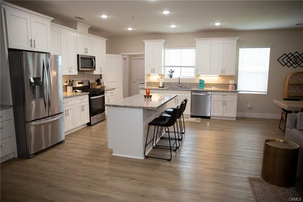 Detail Gallery Image 4 of 22 For 1840 De La Guerra Way, Atwater,  CA 95301 - 4 Beds | 2 Baths