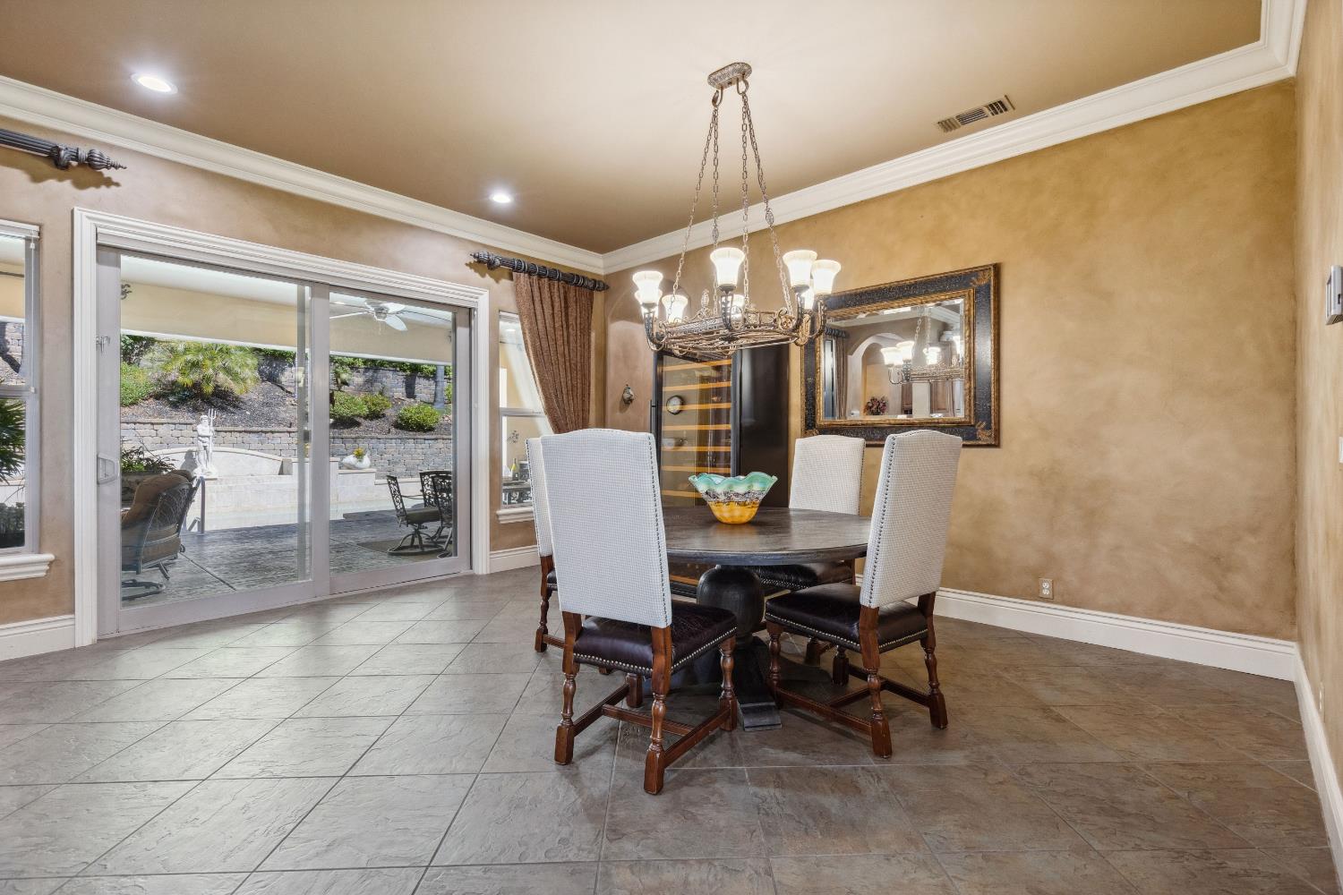 Detail Gallery Image 45 of 99 For 1410 Crocker Dr, El Dorado Hills,  CA 95762 - 5 Beds | 4/1 Baths